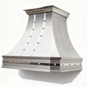 Prêt à être expédié : Hotte de cuisine murale en acier inoxydable architectural sur mesure avec moulure couronnée à rivets pour cuisine. - Product Image 3