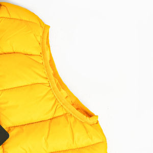 Chaleco acolchado con capucha de piel para mujer de primera calidad, impermeable, ligero, cálido, sin mangas, chaqueta de invierno para uso al aire libre, transpirable, OEM - Product Image 4