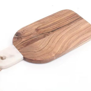 Ensemble de sous-verres en bois fabriqués à la main pour les boissons protégeant les surfaces Décoration intérieure naturelle rustique et table élégante par l'artisanat à gogo - Product Image 1