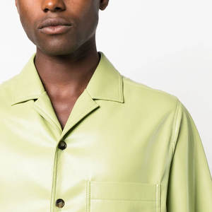 Camisa de Cuero Casual para Hombre de Fábrica OEM con Cuello Camisero y Diseño de Logotipo Personalizable - Product Image 6