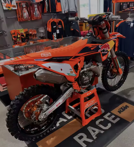 ¡OFERTA ESPECIAL! Nuevas motos de cross KTM 500 EXC-F, 250 SX-F, 450 SX-F Factory Edition y 300 XC Factory Edition 2025 con garantía - Product Image 4