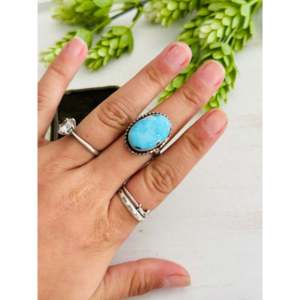 Anillo Ajustable Eli Skeets de Plata de Ley Chapada en Oro Rosa con Turquesa Blue Ridge y Engaste Invisible, Ideal para Regalo - Product Image 2