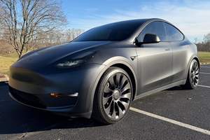 Tesla Model Y Performance Plus 2024 Usado en Excelentes Condiciones, Sin Accidentes, Volante a la Izquierda/Derecha - Product Image 5