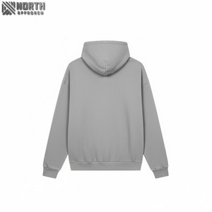 Pull à capuche imprimé en détresse à la mode pour hommes 100% coton biologique doux Durable tissu bouffant impression pour le confort quotidien - Product Image 1
