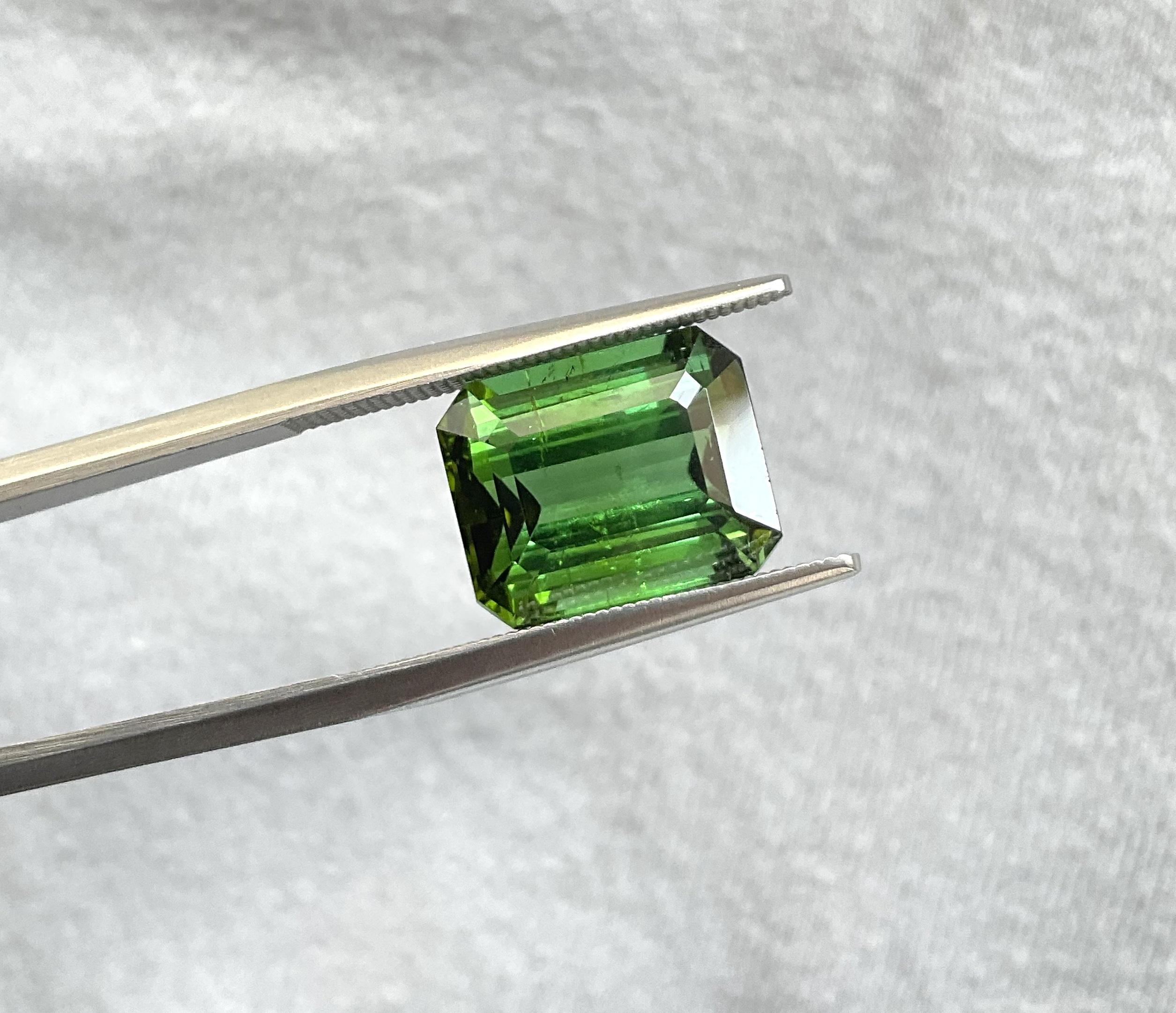 สีเขียว