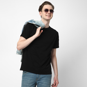 True CLASSIC เสื้อยืดลูกเรือเข้ารูปของผู้ชายเสื้อยืดคลาสสิกแบบพรีเมี่ยมสำหรับผู้ชายเสื้อยืดแห้งเร็วระบายอากาศได้ดี - Product Image 3