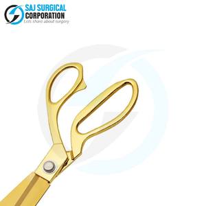 Ciseaux de tailleur ergonomiques 8 pouces poignée caoutchoutée en acier allemand pour de longues séances de couture sans fatigue - Product Image 5