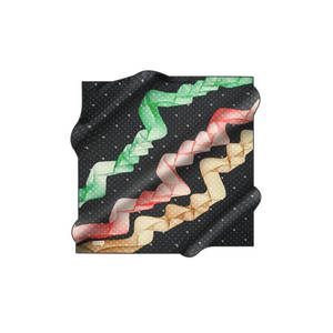 Écharpe carrée en crêpe satiné Pierre Cardin 90x90 - Mélange de soie tendance pour l'hiver - Product Image 1