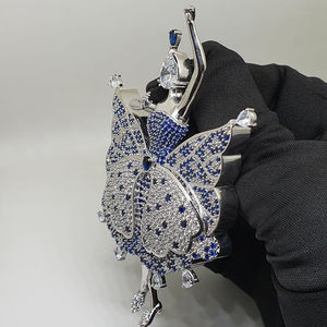 เครื่องประดับเพชรโมอิสยอดนิยม925เงินสเตอร์ลิงจี้เพชรสีฟ้าสำหรับหญิงสาวเต้นรำสีขาวจี้เพชรแบบกำหนดเอง - Product Image 6