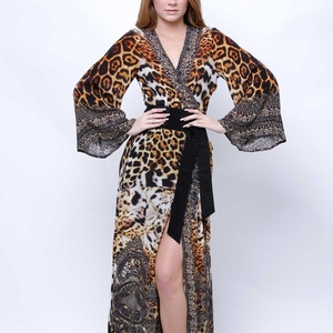 Robe longue en mousseline imprimé léopard, manches lanternes, col en V, style bohème, coupe ample, détails superposés transparents, antistatique - Product Image 1