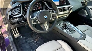 BM-W Z4 SDrive M40i Cabriolet Turbo Automatique 2023 Certifié Propre et en Bon État, Intérieur Clair, Sièges en Cuir, RWD, Régulateur de Vitesse Adaptatif - Product Image 2
