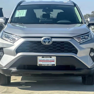 Toyota RAV4 Híbrida XLE AWD Elite Usada de 2021 - Product Image 3