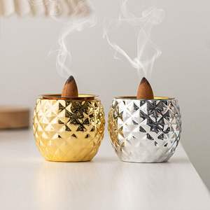 Brûleur Bakhoor Dernier design Incrustation d'os Brûleur Bakhoor Mabkhara Plateau Brûleur d'encens en résine - Product Image 4