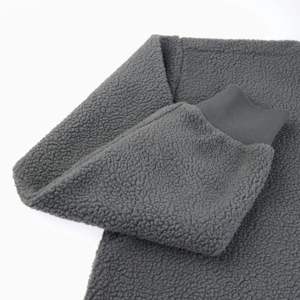 Sweat à capuche court Sherpa chaud et confortable pour femme-Sweat en polaire de haute qualité-Idéal pour l'hiver, la randonnée - Product Image 3