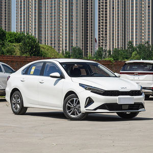 Accessoires pour berline 4 portes 5 places 2023, volant en fibre de carbone, vitesse maximale 180 km/h - Product Image 5