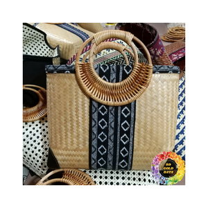 Sac de plage d'été en jonc de mer avec poche intérieure fourre-tout en paille tissé à la main durable pour les vacances de voyage et les sorties en plein air quotidiennes - Product Image 2