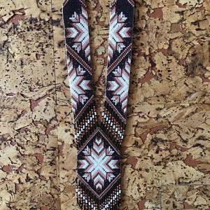 Colliers à petites graines à motif classique noir et blanc pour femmes et filles en fête de mariage, bijoux de vacances - Product Image 1