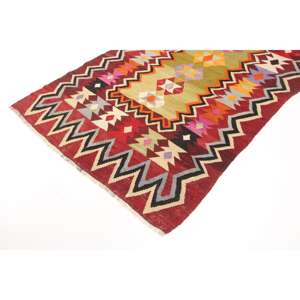 Alfombra Turca de 4.7x8.1 pies, Alfombra de Lana Vintage con Parches Rojos - Product Image 2