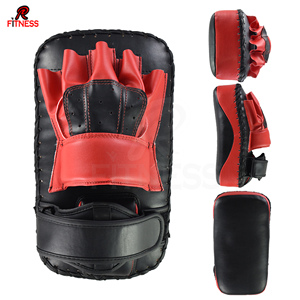 Guantes curvos de boxeo al por mayor con espuma de alta densidad y almohadillas de cuero PU premium para entrenamiento de artes marciales - Product Image 2