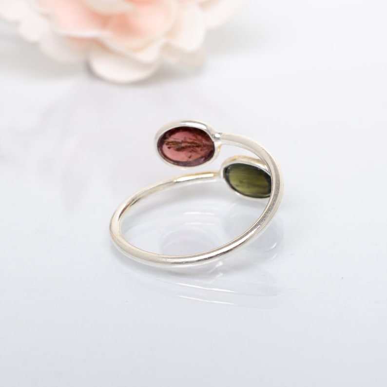 ชมพู-เขียว