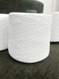 Hilo de mezcla de extremo abierto NE 10/1 para tejer 60% algodón/40% poliéster material reciclado - Product Image 5