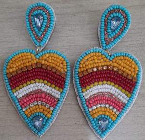 เครื่องประดับแบบใหม่ประดับลูกปัดหลากหลายแบบสำหรับเด็กผู้หญิงและผู้หญิง ขนาดสั่งทำได้ สำหรับงานปาร์ตี้ ของขวัญ ผลิตในอินเดีย - Product Image 2