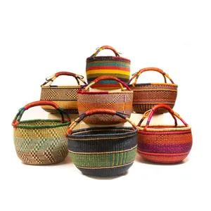 Hot Item Straw Wicker Woven Round Seagrass Bolga Baskets Cheapest Wholesale Uk Clothing Organizer Storage Handmade Craft Vietnam