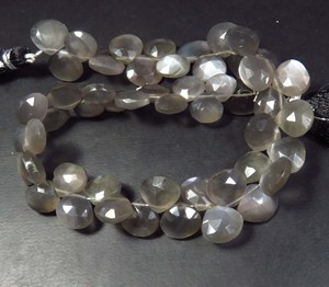 Cuentas de corte facetadas de piedra lunar gris, 8 hebras, 7-9,5mm, piedras preciosas naturales, corazón, grado superior, 90 CTS, diámetro de agujero suelto, 0,45-0,50mm para - Product Image 3