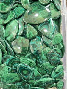 Colgante de cabujón de malaquita Natural de alta calidad, piedra suelta personalizada para diseños de joyería creativa, fabricación de joyas de alta calidad - Product Image 3