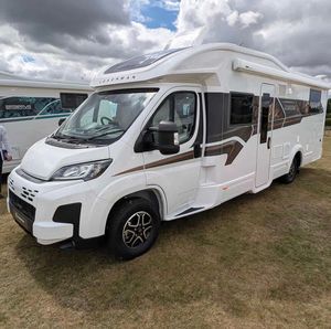 Luxury- 4X4 -Off-Road Motorhome -RV- Caravan- Camper- Trailer -Mobile- Home. - Product Image 4