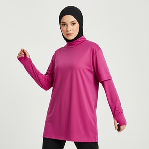 Chemise de sport chic et modeste pour femmes musulmanes, à épaules tombantes, avec trous pour les pouces, manches longues, respirante, UPF50+, 100% polyester, pour la gym et la course à pied - Product Image 1