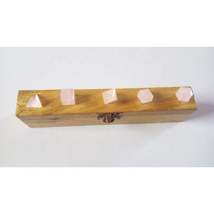 Juego de 5 Piedras Preciosas de Cuarzo Rosa, Geometría Platónica, Caja de Madera, Cristales Curativos, Meditación, Feng Shui, Hecho a Mano - Product Image 2