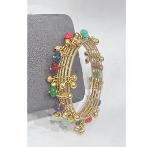 Precioso diseño nupcial de pulsera, joyería de tono dorado para mujeres y niñas para compromiso y Mehendi - Product Image 1