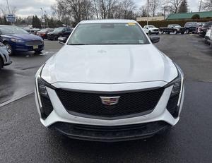 Cadillac CT5 2025 d'occasion en excellent état - Product Image 1