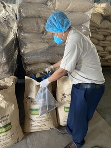 Pimienta negra seca de alta calidad molida con malla completa 30/32/60 procesamiento crudo para especias y hierbas secas - Product Image 3