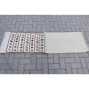 Turkish Rug, <b>Runner</b> 1.7x5.6 ft Vintage Rug, White <b>Black</b> Floral Wool Rug - Product Image 3