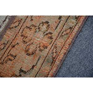 2.7x4.5 ft Turkish Vintage Patchwork Rug Eco-Friendly <b>Brown</b> <b>Wool</b> Rug with Latex Backing Small Rug - Product Image 5