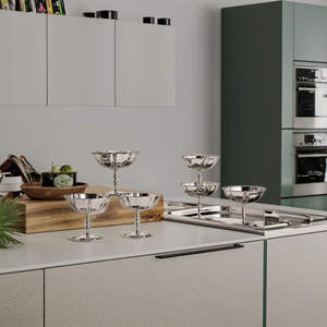 Bol en métal design pour servir des collations, des fruits, des salades, idéal pour la maison, l'hôtel, le restaurant, la table à manger - Product Image 3