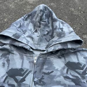 Sudadera con Capucha Deportiva Personalizada Sportish Impex de 380 GSM con Cierre y Diseño Camuflado Desgastado para Hombre |   Chaqueta con Capucha Estampada por Sublimación con Diseño de Árbol Real Vintage - Product Image 3