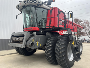 Cosechadora Massey Ferguson 9540 a Precio Económico en Stock, Lista para Envío - Product Image 2