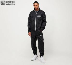 Conjunto de chándal informal de nailon negro puro para hombre, conjunto de chándal holgado tejido impermeable, chándal Vintage - Product Image 1