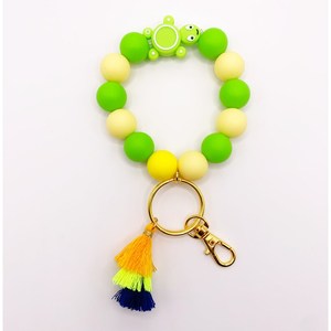 Porte-clés fait main avec perles en bois et anneau en acier inoxydable | Porte-clés coloré en perles de bois et acier inoxydable | VRNQ - Product Image 4