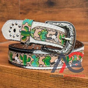 Nouveau 2025 Western Pattern Fashion Ceinture à rivets en cuir usiné à la main pour hommes et femmes Ceintures de cow-boy de créateur de luxe en cuir de vache véritable - Product Image 1