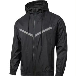 Chaqueta Deportiva Personalizada WinnerLightweight para Correr, Impermeable y Cortavientos para Hombre - Product Image 1