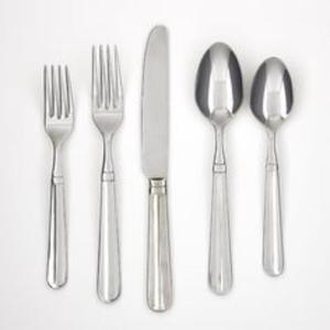 Ensemble de couverts élégant en acier inoxydable avec une apparence moderne et des surfaces polies lisses pour une touche élégante - Product Image 5