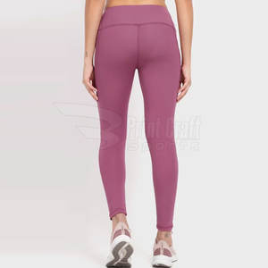 Latest Style Plus Size Elastic Waist Women Yoga <b>Leggings</b> Wholesale Made In Pakistan Women <b>Legging</b> - Product Image 3