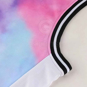 Uniforme de baloncesto personalizado para equipo universitario con nombre impreso y número uniforme de baloncesto - Product Image 4