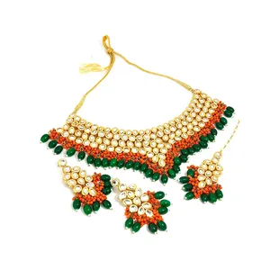Ensemble de collier en or plaqué Meenakari Kundan avec perles vertes et perles orange, bijoux de mariée raffinés pour femmes, en cuivre - Product Image 5