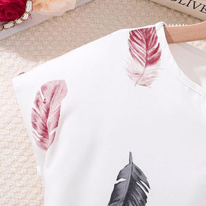 Ropa de Verano para Niñas, Ropa Infantil Nueva, Conjunto de Top de Manga Corta y Pantalones Cortos con Estampado para Niñas de 7 a 12 Años - Product Image 2