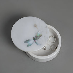 Joyero Rectángulo de Mármol Blanco Elegante Hecho a Mano con Incrustaciones de Nácar Hermana Regalo a Precio - Product Image 6